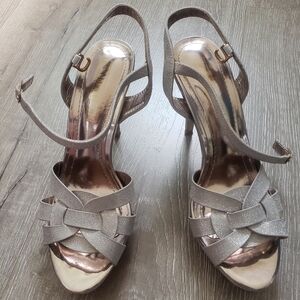 Women's soirées open toe Wedge Sandal Saint Laurent Glitzy style